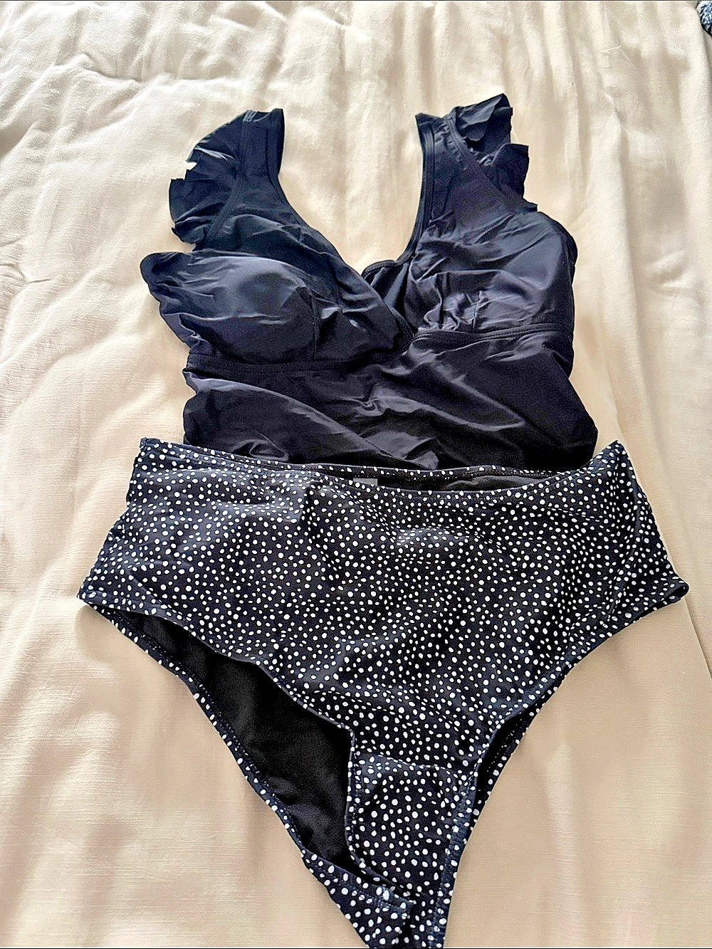 SHEIN Polka Dot Ruffle One-Piece Swimsuit